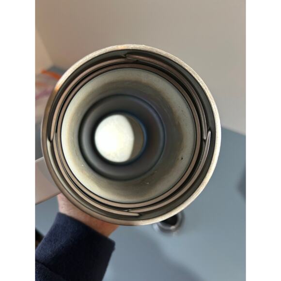 Yeti Rambler 20 oz with handle and strong hold lid white - stickers can come off - Picture 4 of 8